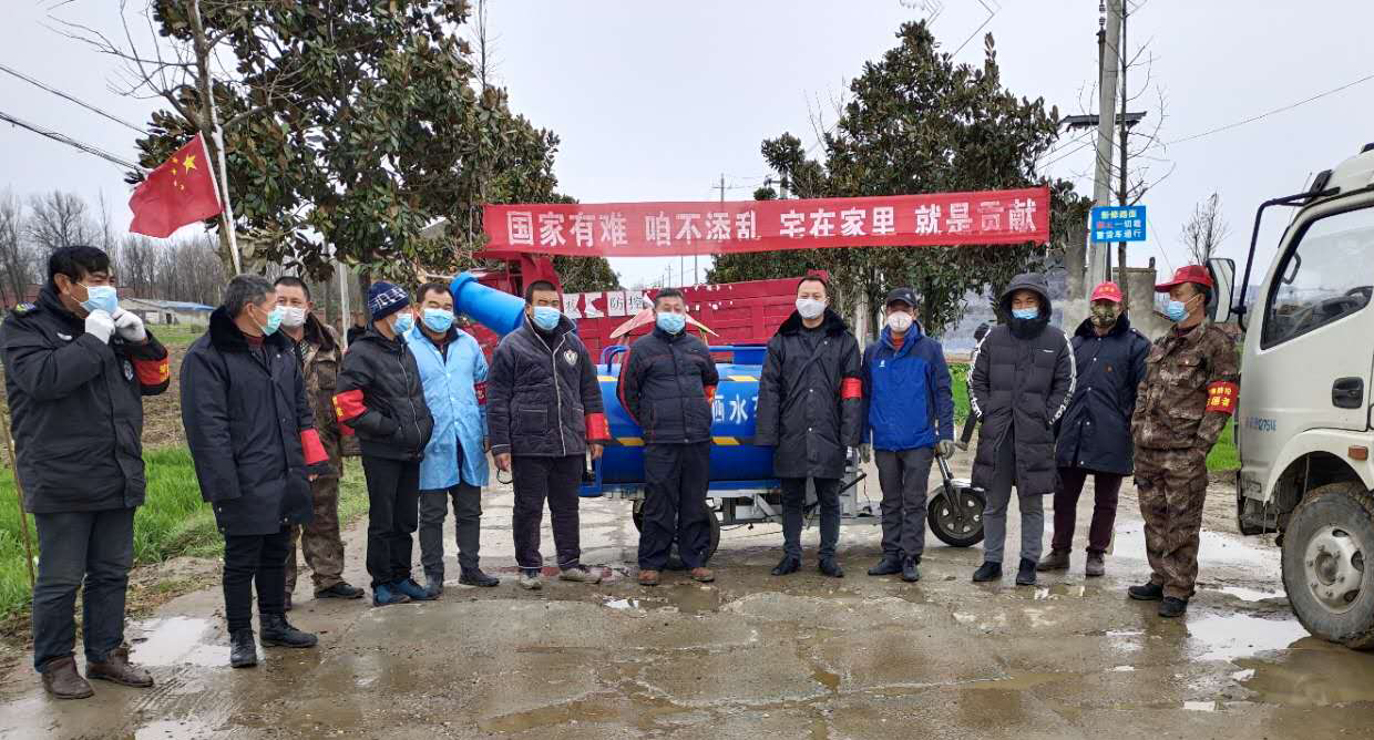 抗疫志愿者--貝蜜兒湖北省區(qū)經(jīng)理章雨在湖北襄陽(yáng)小樊村